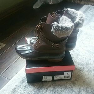 Duck boot faux fur collar & buckle